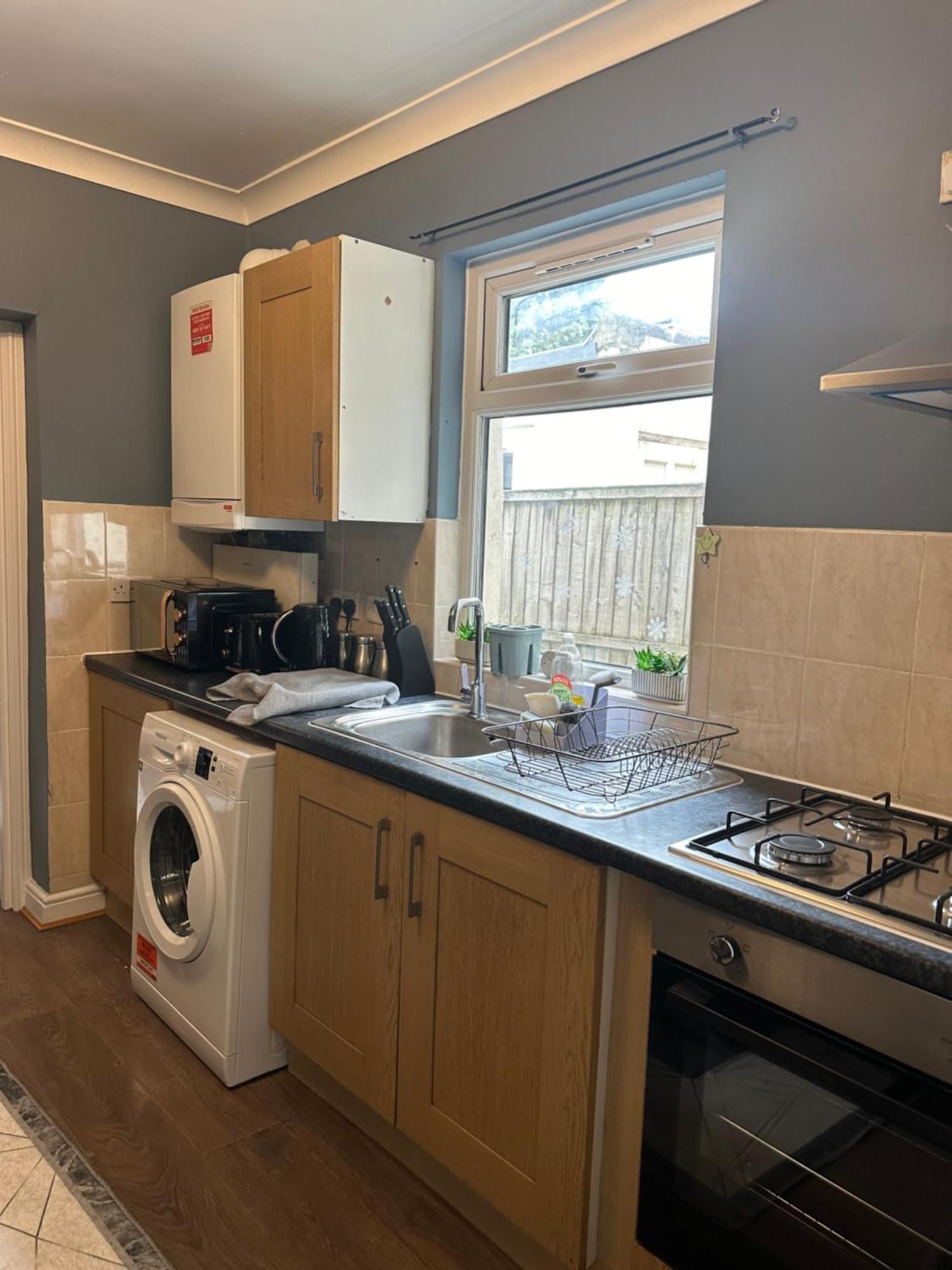 Amazing Ground Floor One Bedroom Apartment Forest Road London Exterior photo
