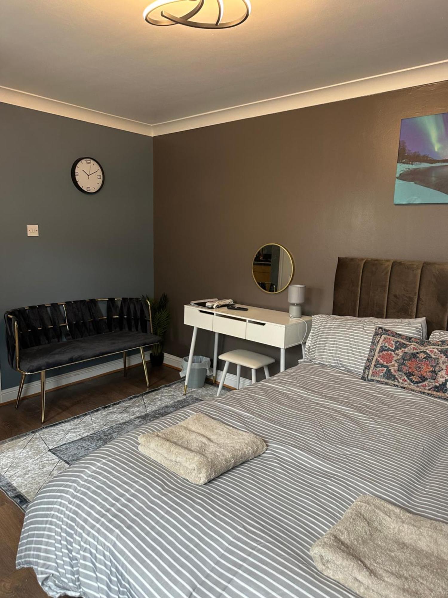 Amazing Ground Floor One Bedroom Apartment Forest Road London Exterior photo